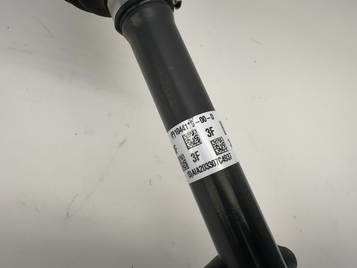 2021 Tesla Model 3 Front Axle Shaft Left Or Right 1044119-00-D