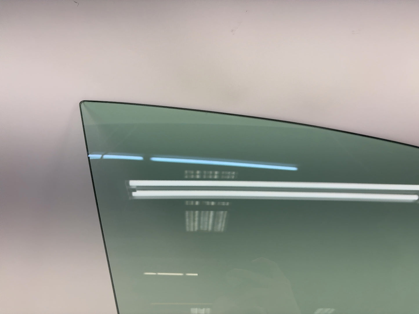 2024-2025 Tesla Model 3 Highland Front Right Door Glass Laminated 1773076-00-D