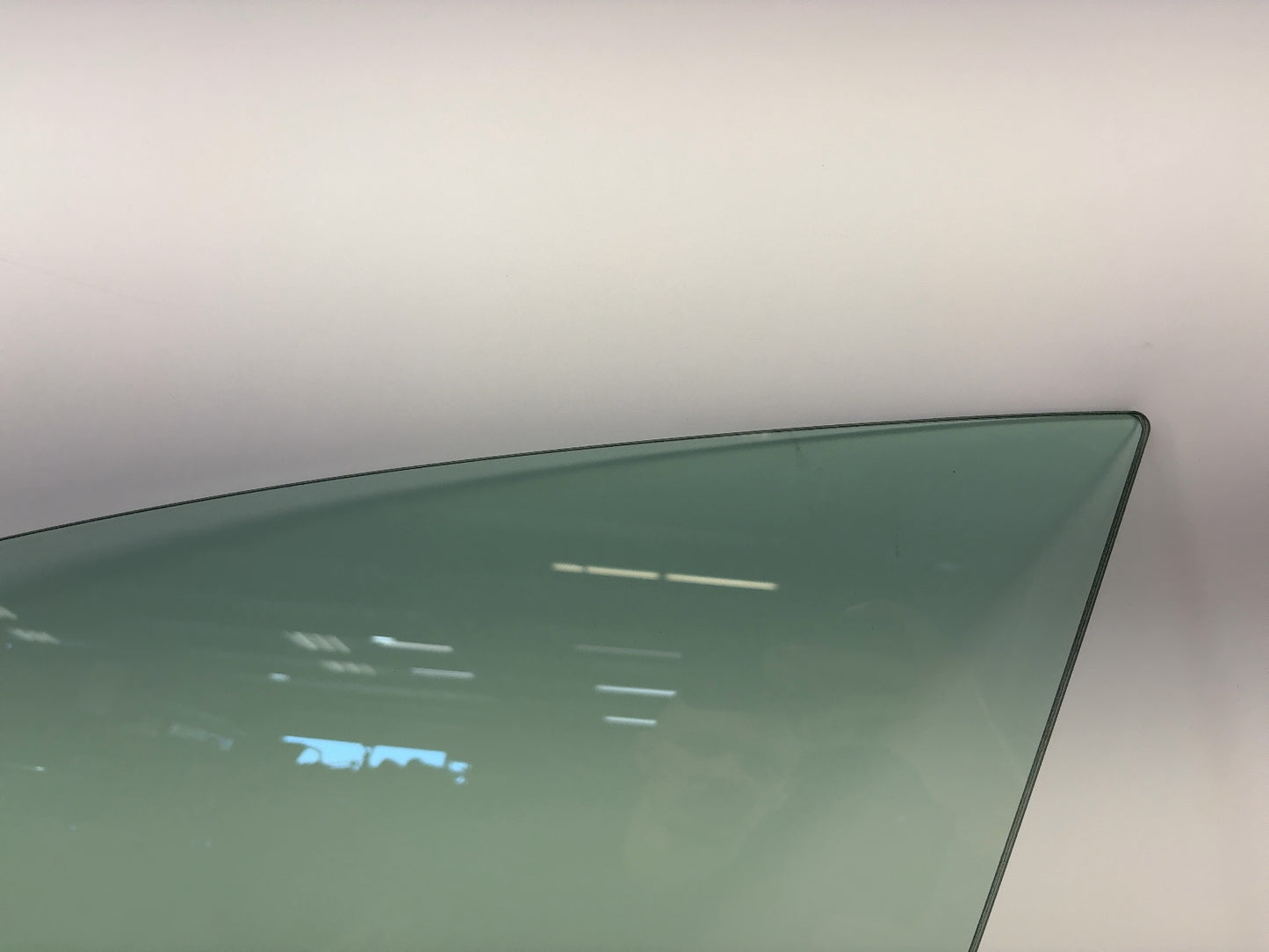 2024-2025 Tesla Model 3 Highland Front Left Door Glass Laminated 1768719-00-D