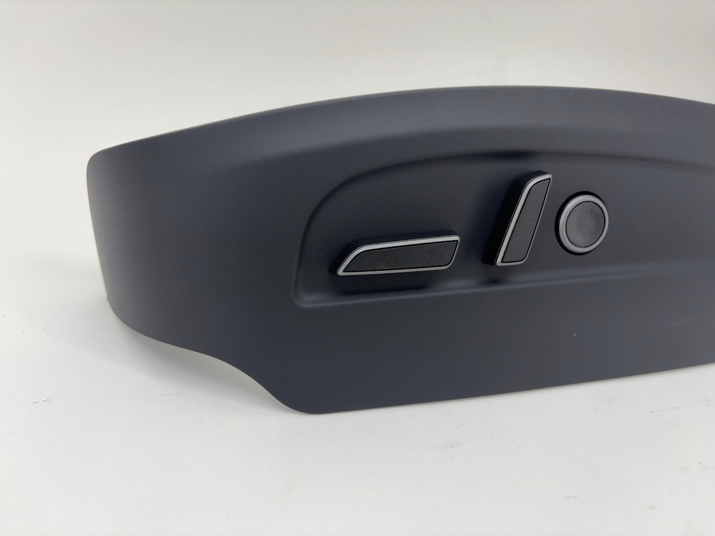 2025 Tesla Model 3 Highland Left Seat Trim With Buttons 2002256-00-D