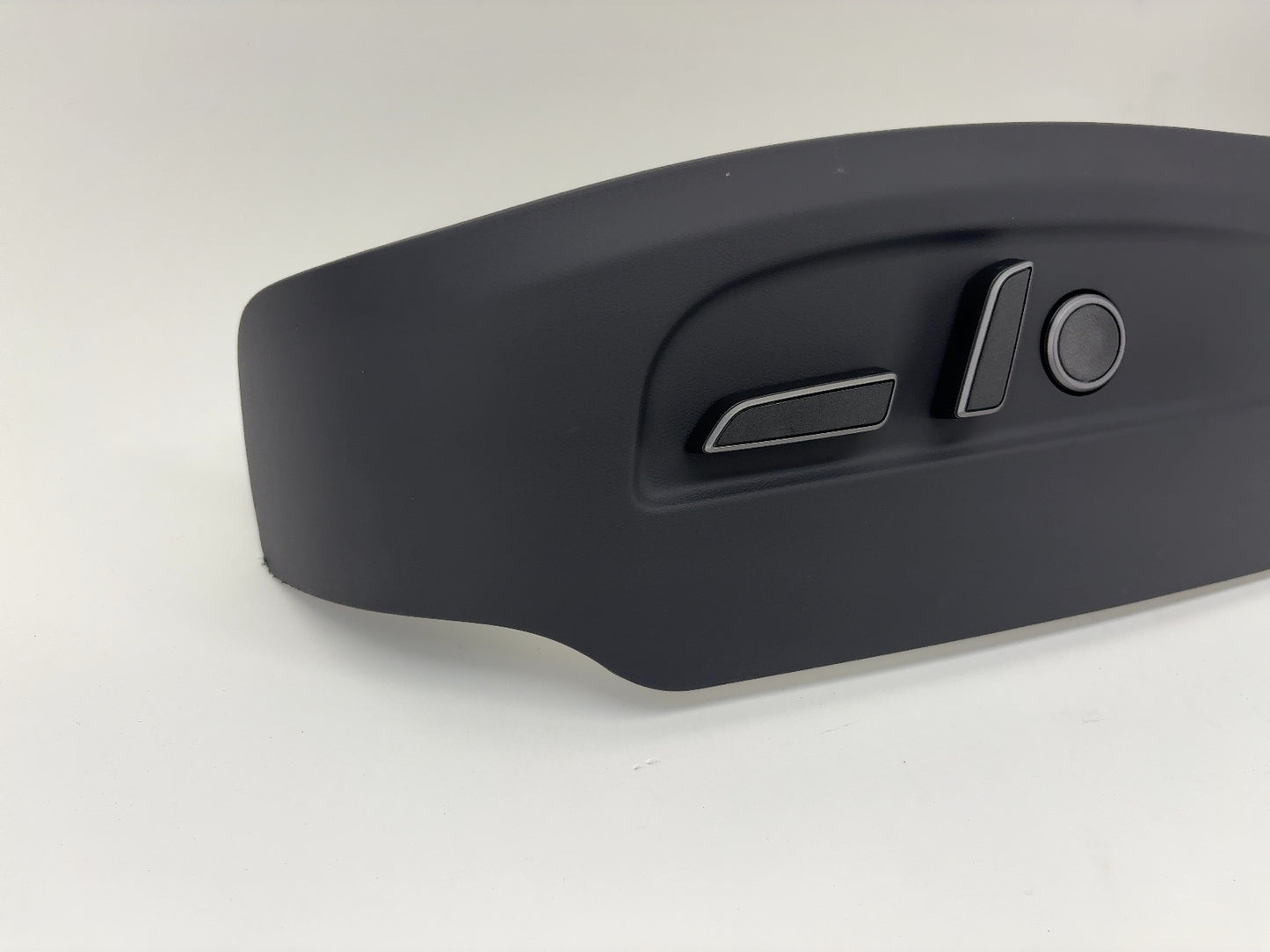 2025 Tesla Model 3 Highland Left Seat Trim With Buttons 2002256-00-D