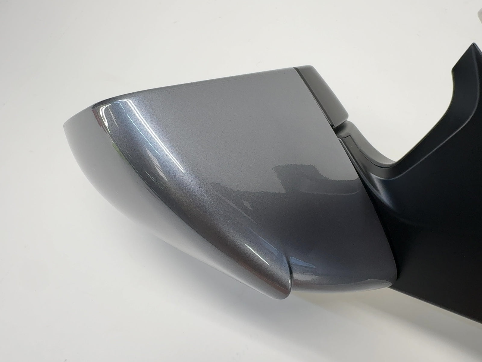 2026 Tesla Model Y Juniper Front Right Door Mirror Assembly