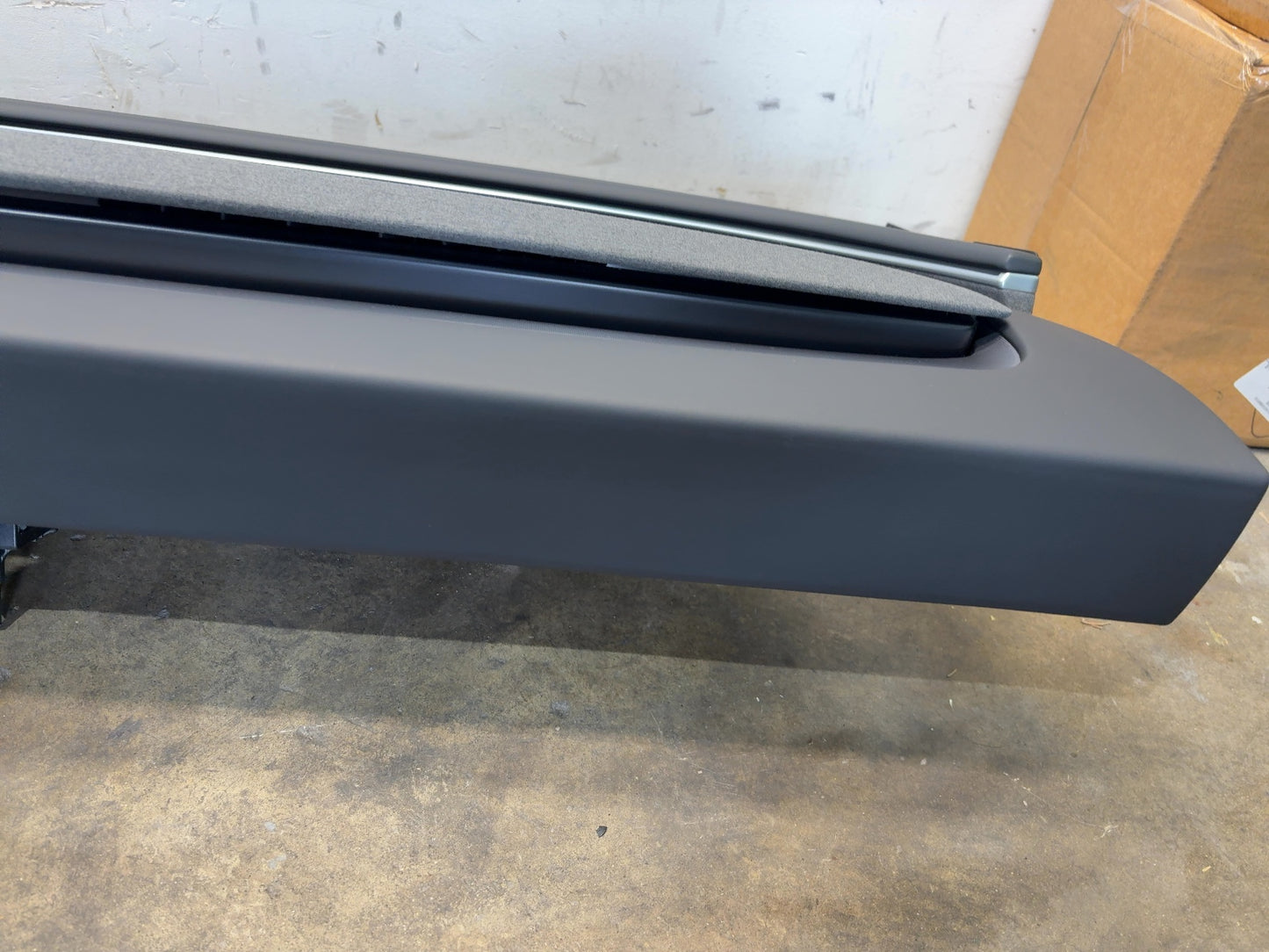 2024-2025 Tesla Model 3 Highland Dash Instrument Panel With Airbag And Wrap Around 1774464-25-F