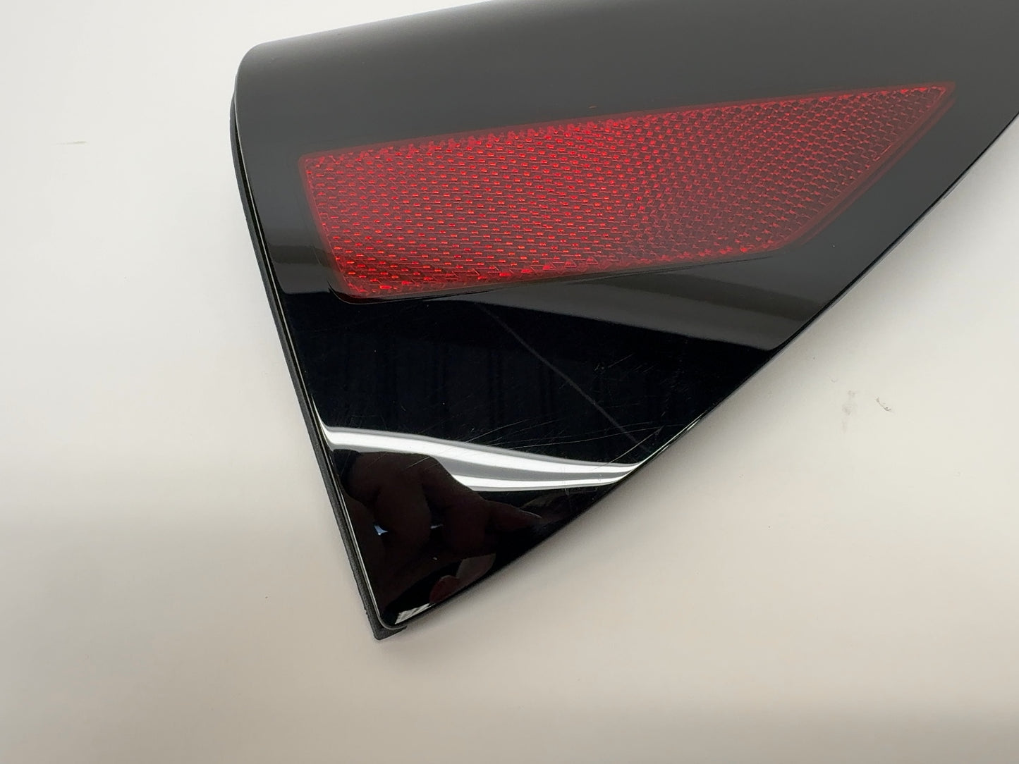 2025-2026 Tesla Model 3 Highland Right Quarter Reflector 1715105-30-A