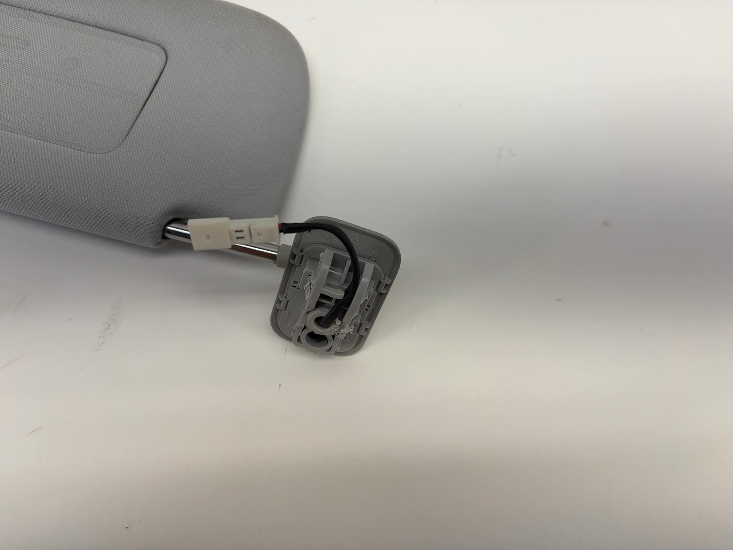 2018 Tesla Model 3 Sun Visor Left 1088738-01-I