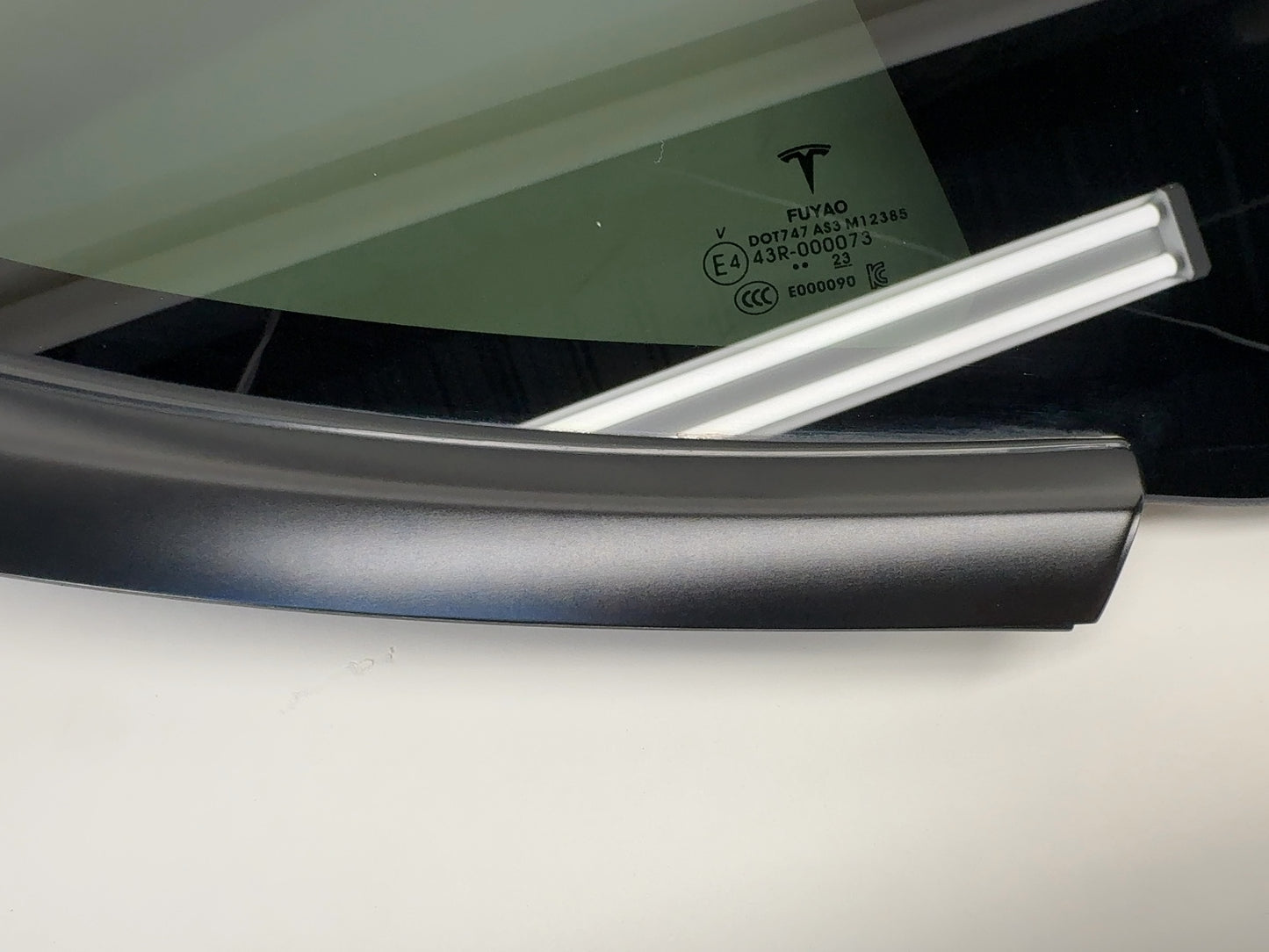 2021-2023 Tesla Model Y Right Quarter Glass 1495741-99-H