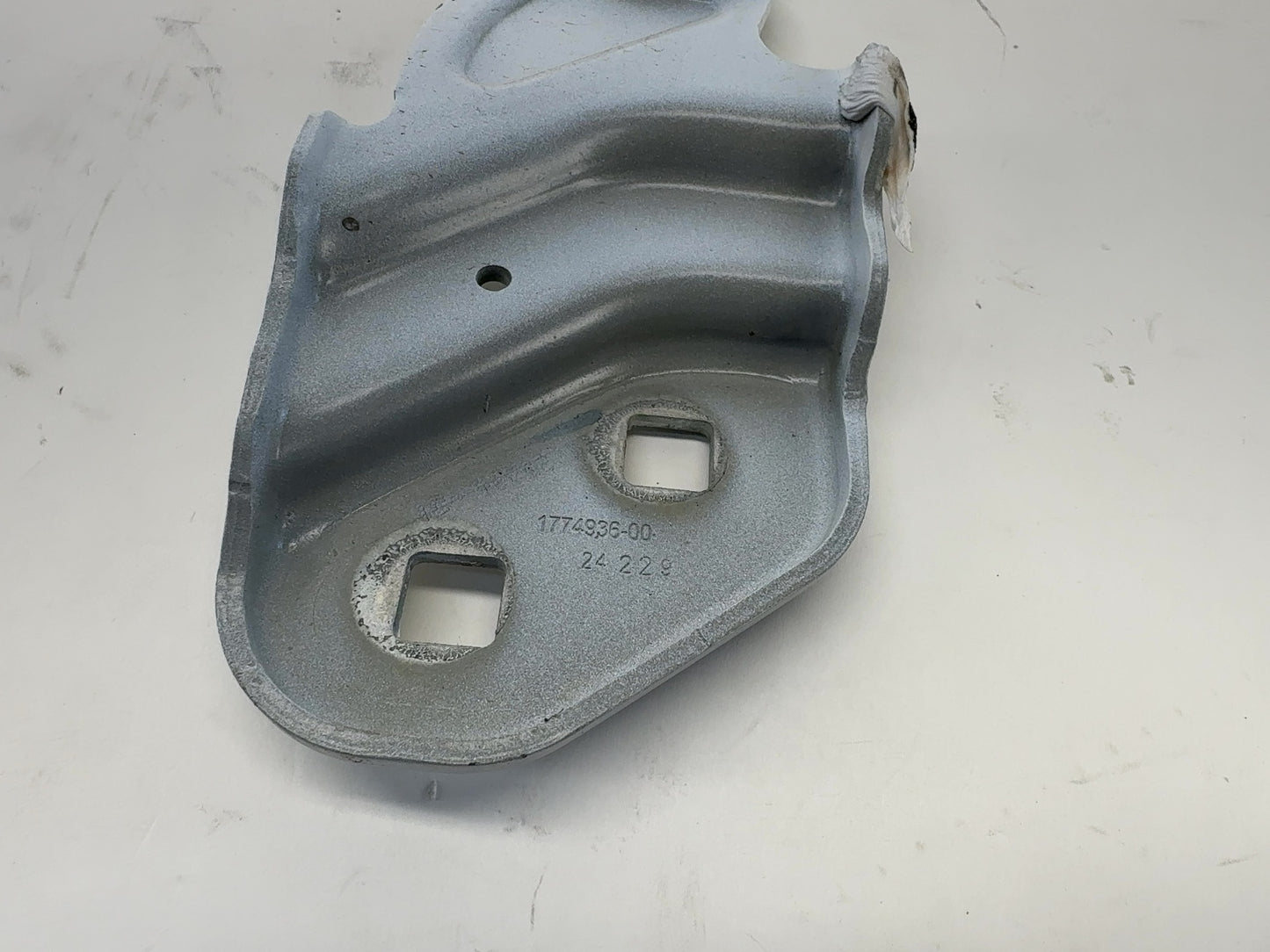 2025-2026 Tesla Model 3 Highland Hood Hinge Right 1774936-00-B