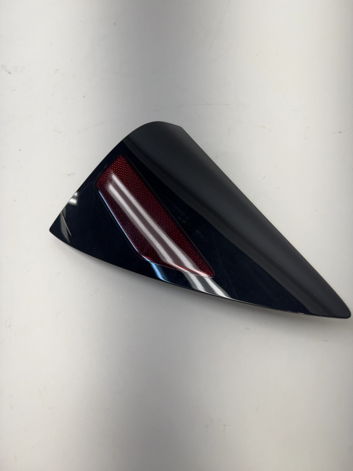 2025-2026 Tesla Model 3 Highland Right Quarter Reflector 1715105-30-A