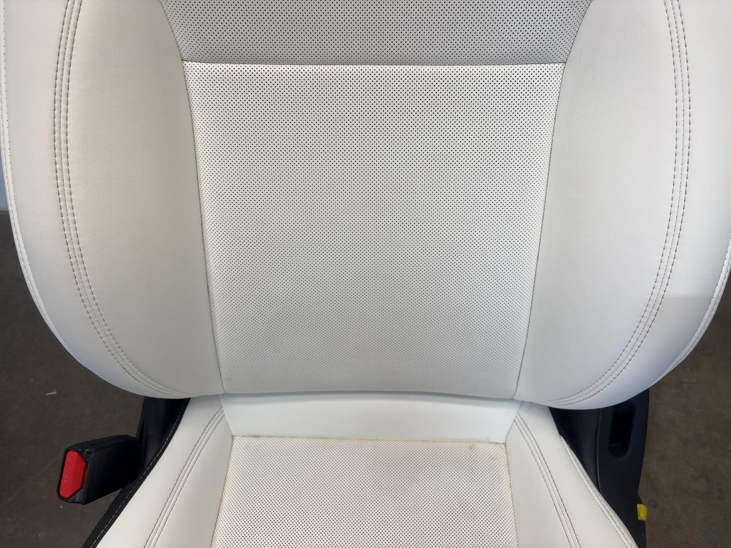 2026 Tesla Model 3 Highland Front Left Seat Assembly 7754322-02-C