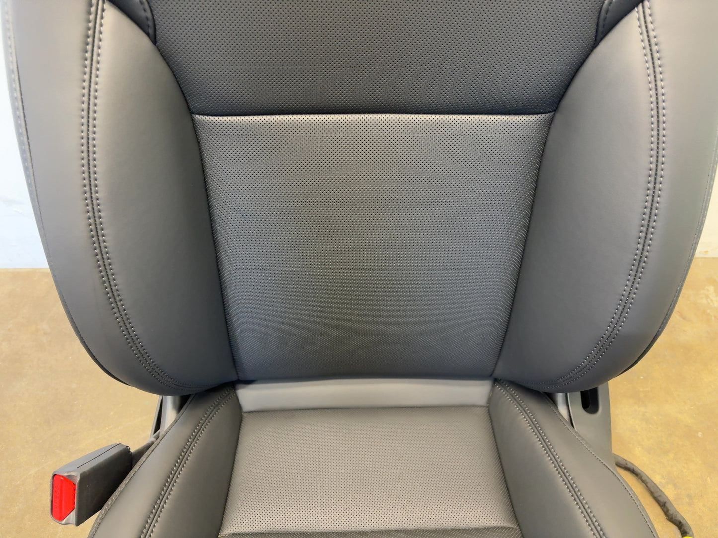 2025-2026 Tesla Model 3 Highland Front Left Seat Assembly 7754322-01-C