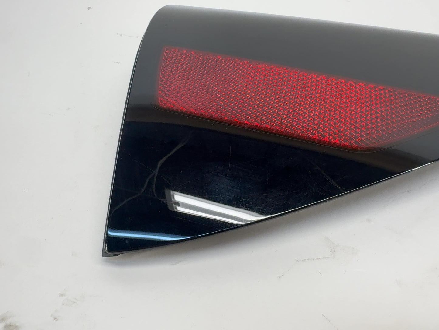 2025-2026 Tesla Model 3 Highland Right Quarter Reflector 1715105-30-A