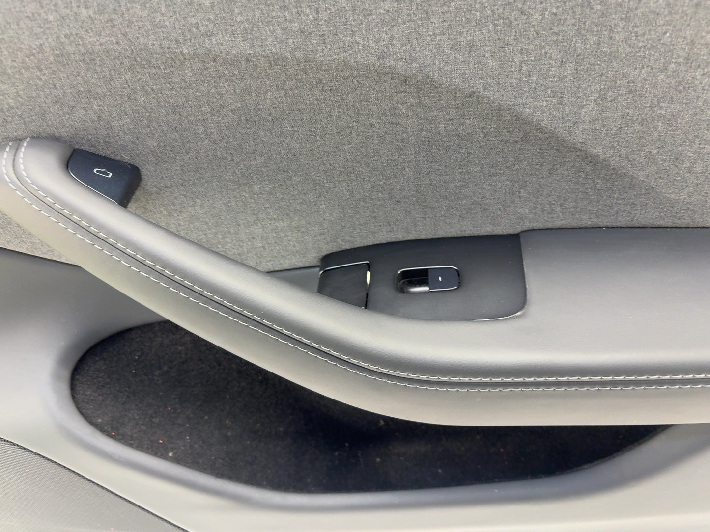 2025 Tesla Model 3 Highland Front Right Door Panel 1776740-20-E