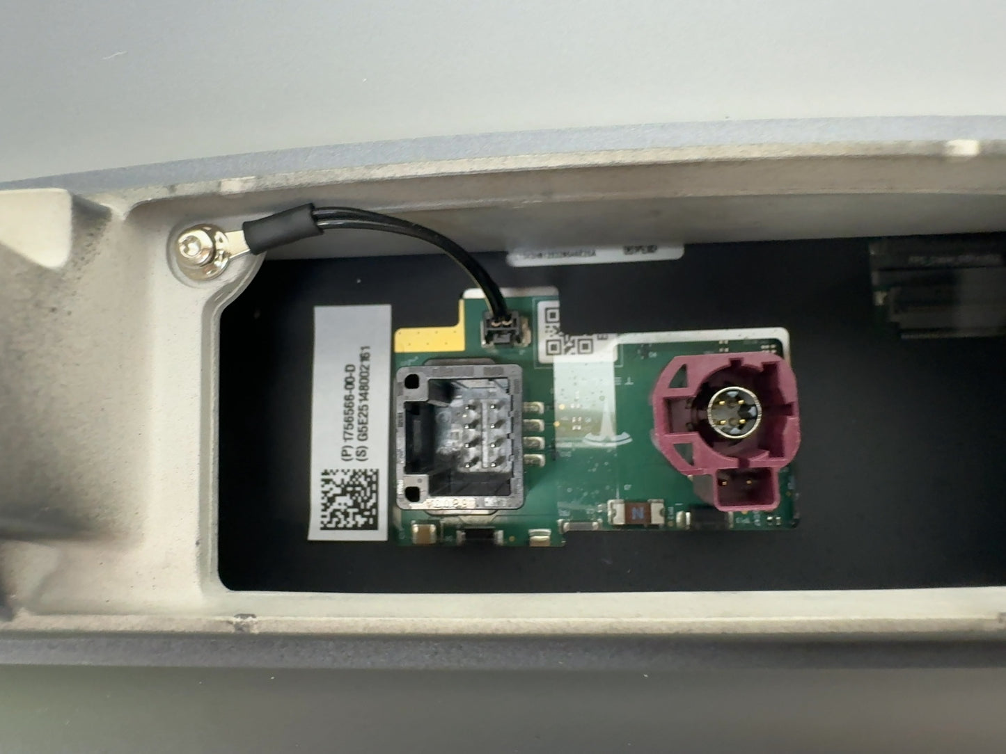 2024-2026 Tesla Model 3 Highland Center Display 1756566-00-D