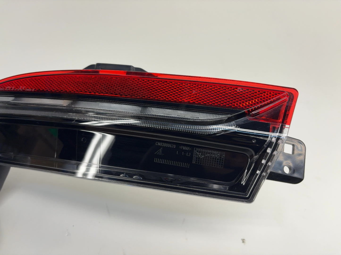 2025-2026 Tesla Model 3 Highland Rear Bumper Left Light 1712513-00-E