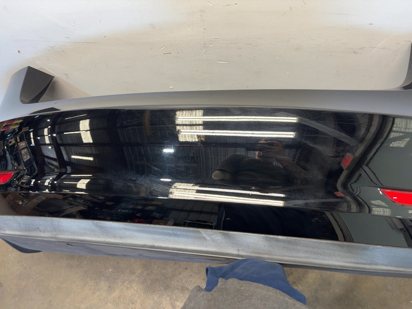 2023 Tesla Model 3 Rear Bumper Cover Without Sensor Holes 1083983-00-H