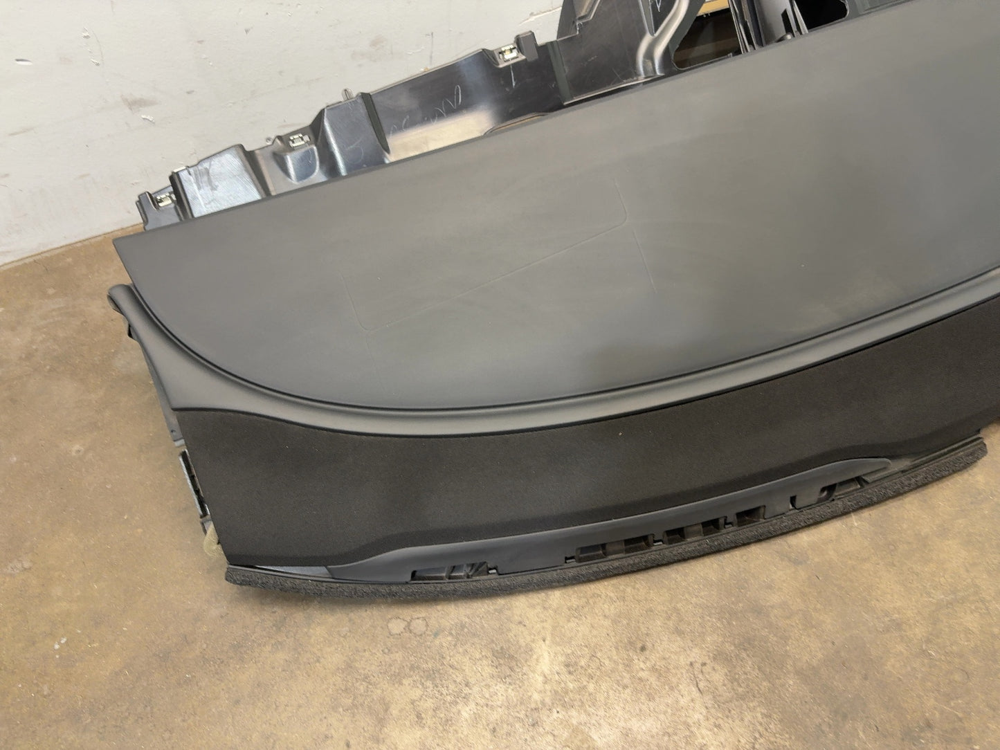 2021-2025 Tesla Model Y Dash Panel With Airbag 1077823-00-G