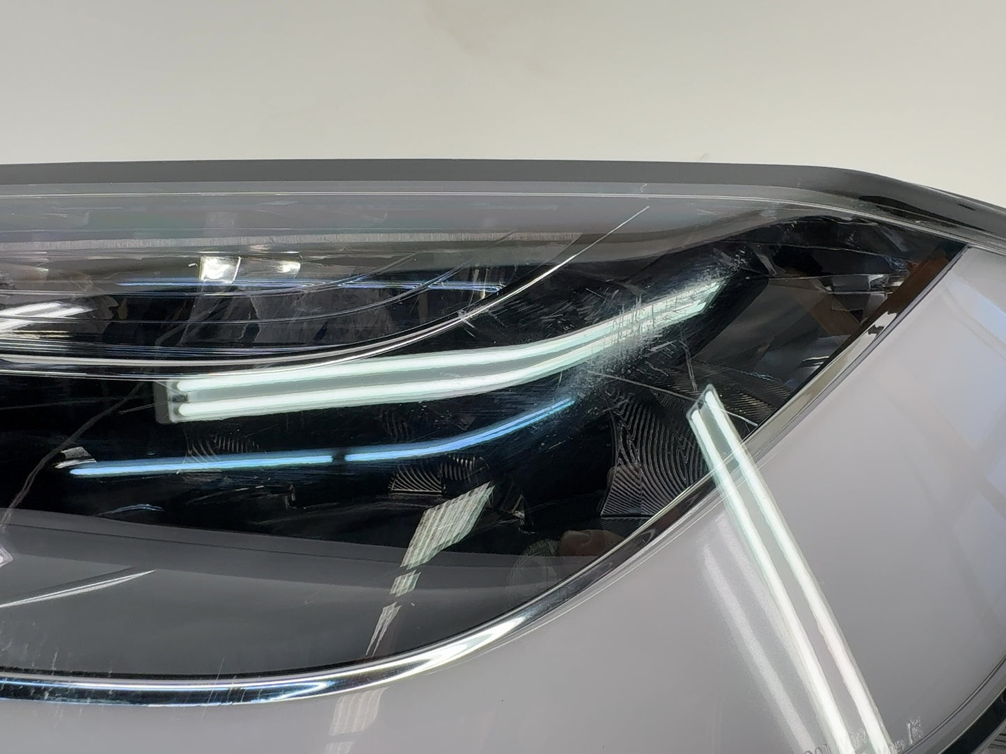 2020 Tesla Model X Left Headlamp 1034314-00-F