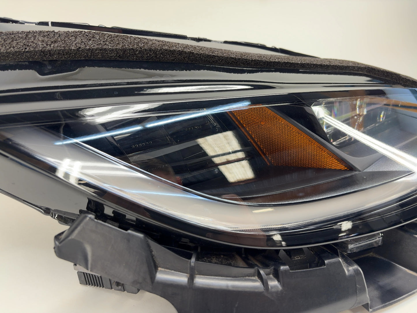 2025 Tesla Model 3 Highland Front Headlamp Right 1694087-00-G