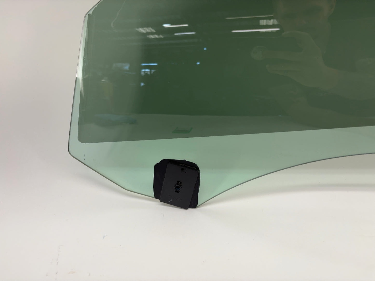 2021-2024 Tesla Model 3 Front Left Door Glass Laminated Note 1568570-00-C
