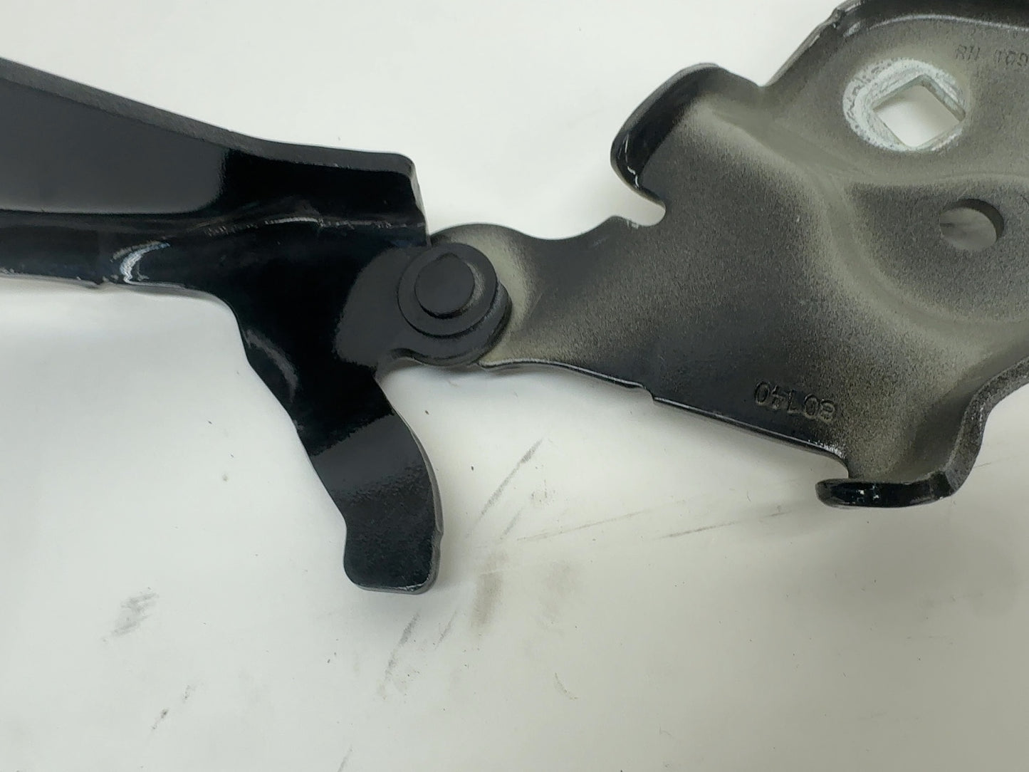 2023 Tesla Model 3 Hood Hinge Right 1098793-00-D