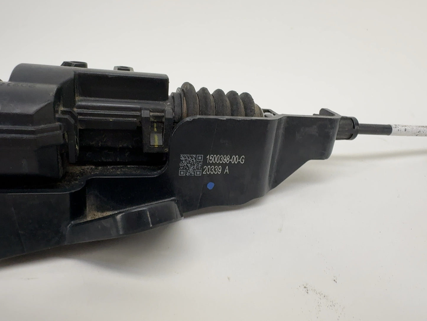2021 Tesla Model 3 Hood Actuator 1500398-00-G