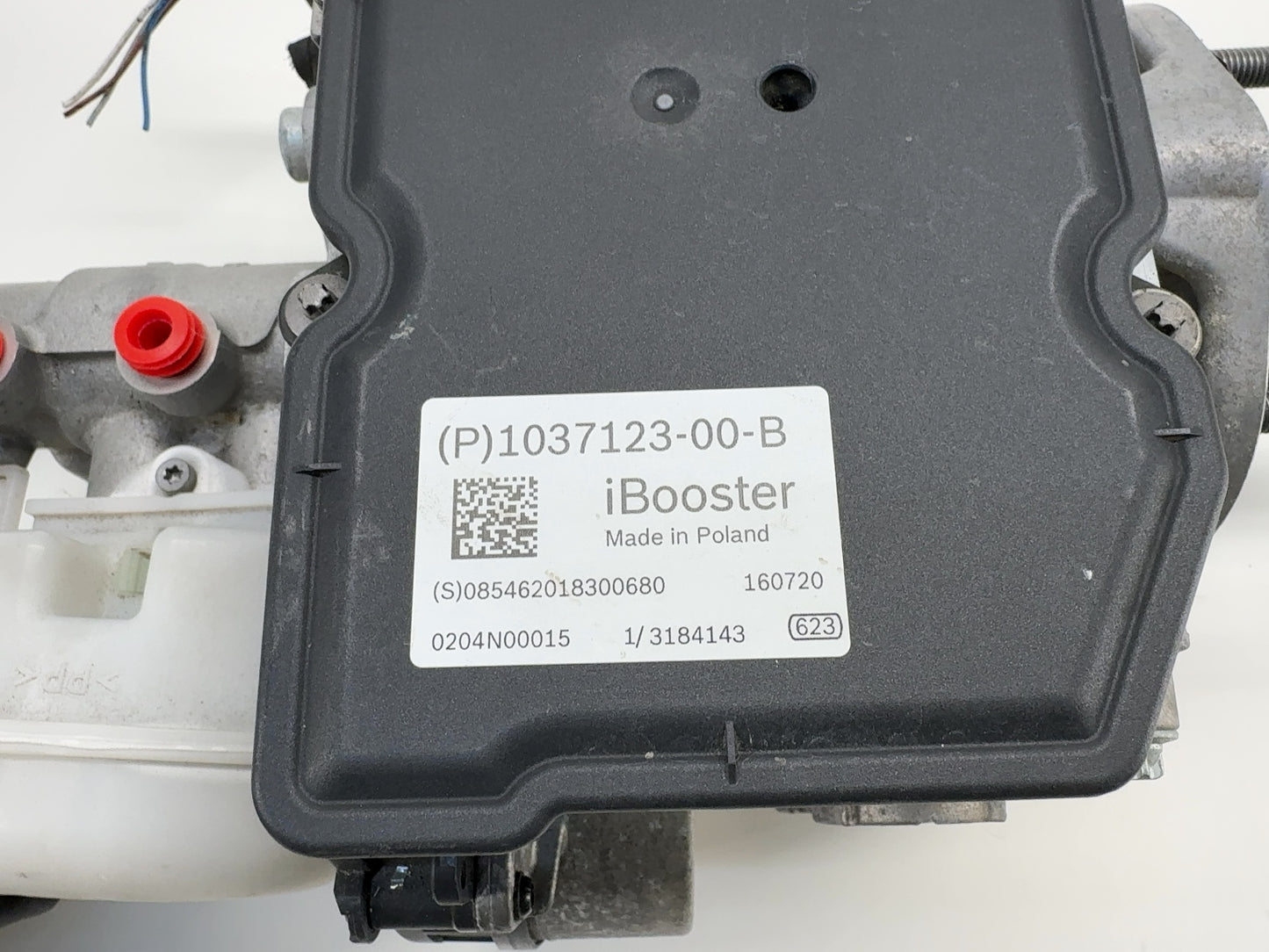 2017 Tesla Model S Brake Booster Assembly 1037123-00-B