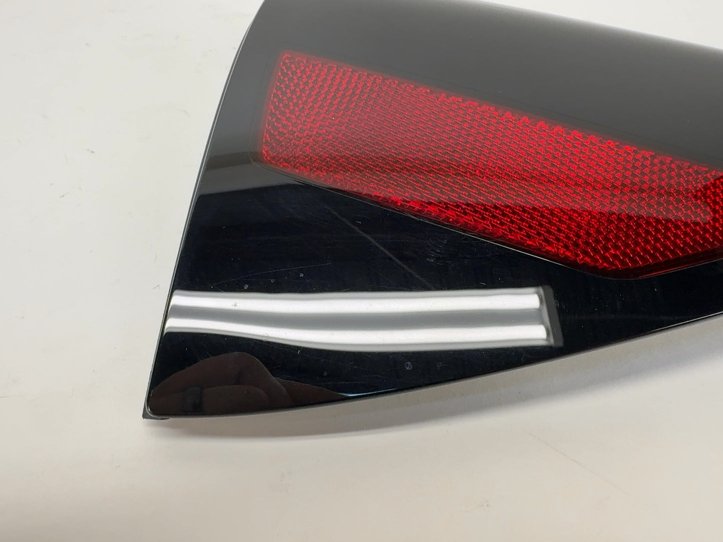 2025-2026 Tesla Model 3 Highland Right Quarter Reflector 1715105-30-A