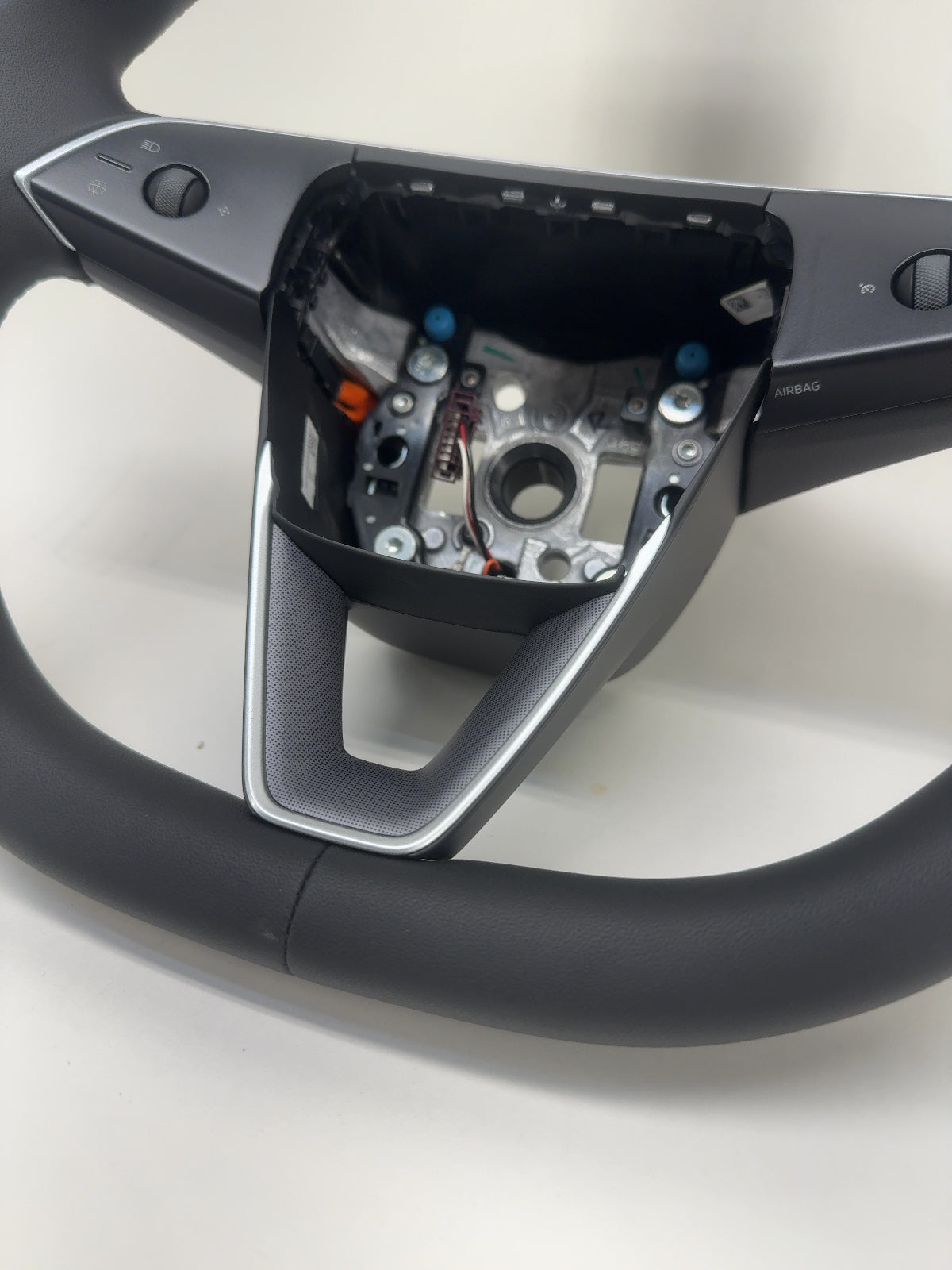 2026 Tesla Model 3 Highland Steering Wheel Pur Leather 2171272-00-C