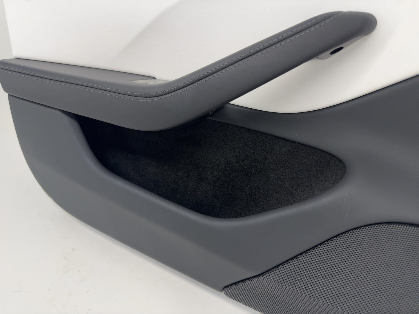 2025 Tesla Model 3 Highland Front Left Door Panel 1776732-20-E