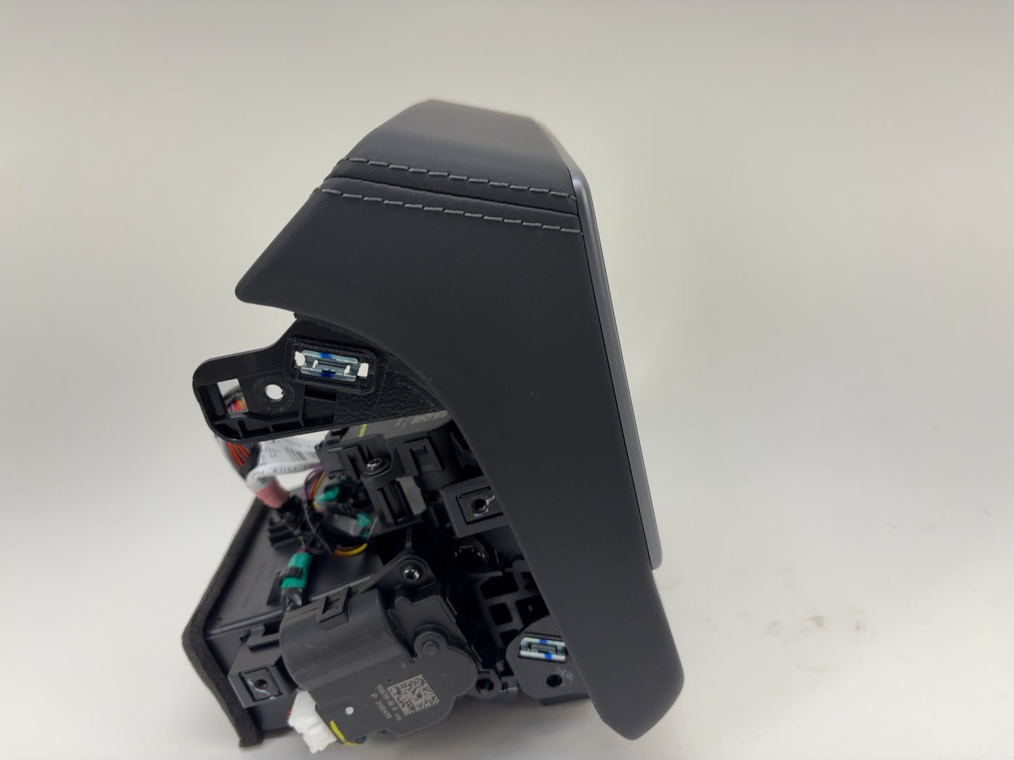 2024-2026 Tesla Model Y Juniper Rear Display 1875931-00-D