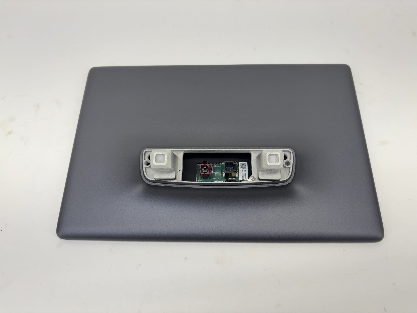 2024-2026 Tesla Model Y Juniper Center Display 1756566-00-D