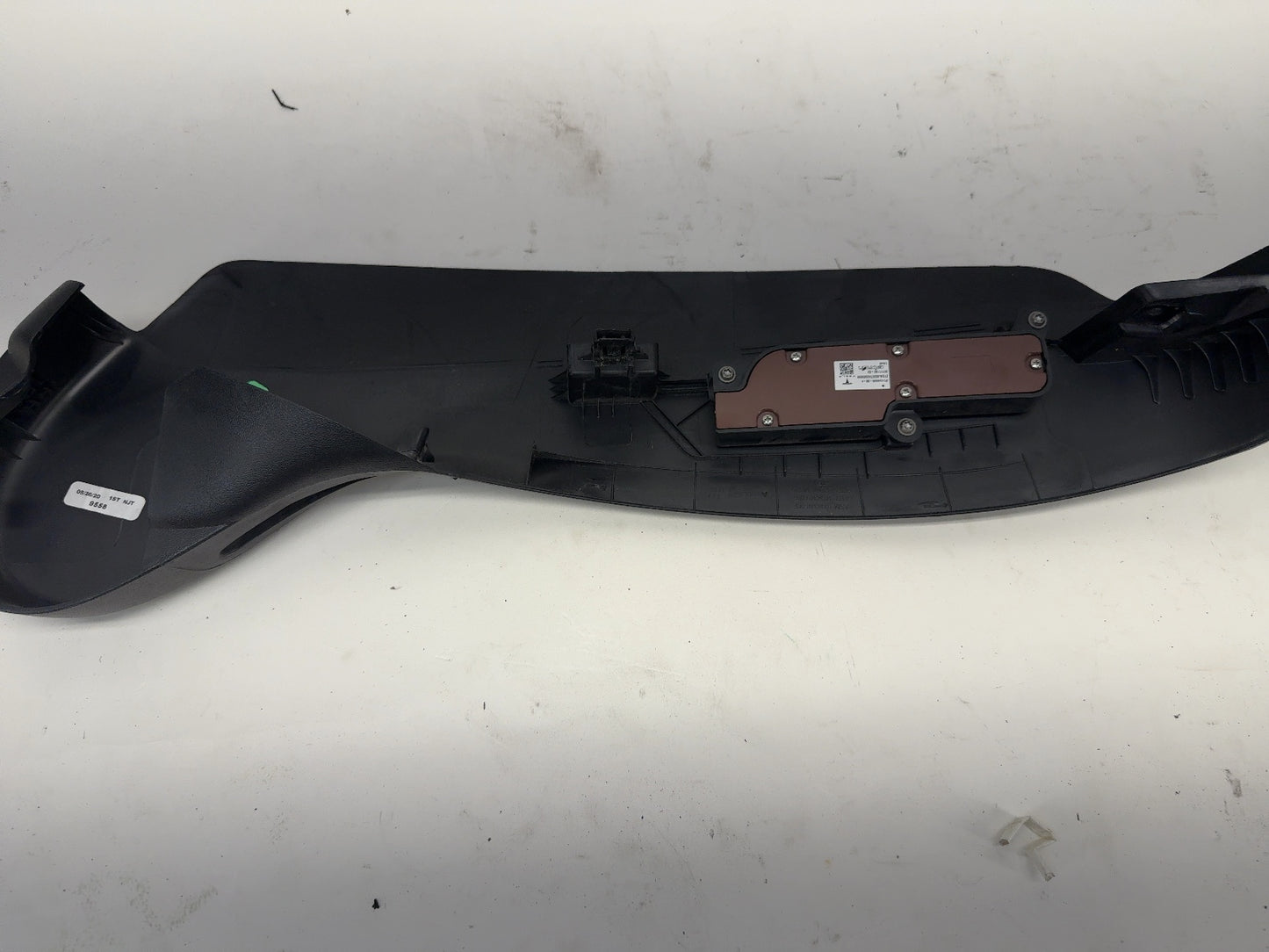 2018-2023 Tesla Model 3 Front Right Passenger Seat Trim With Buttons 1098349-00-C