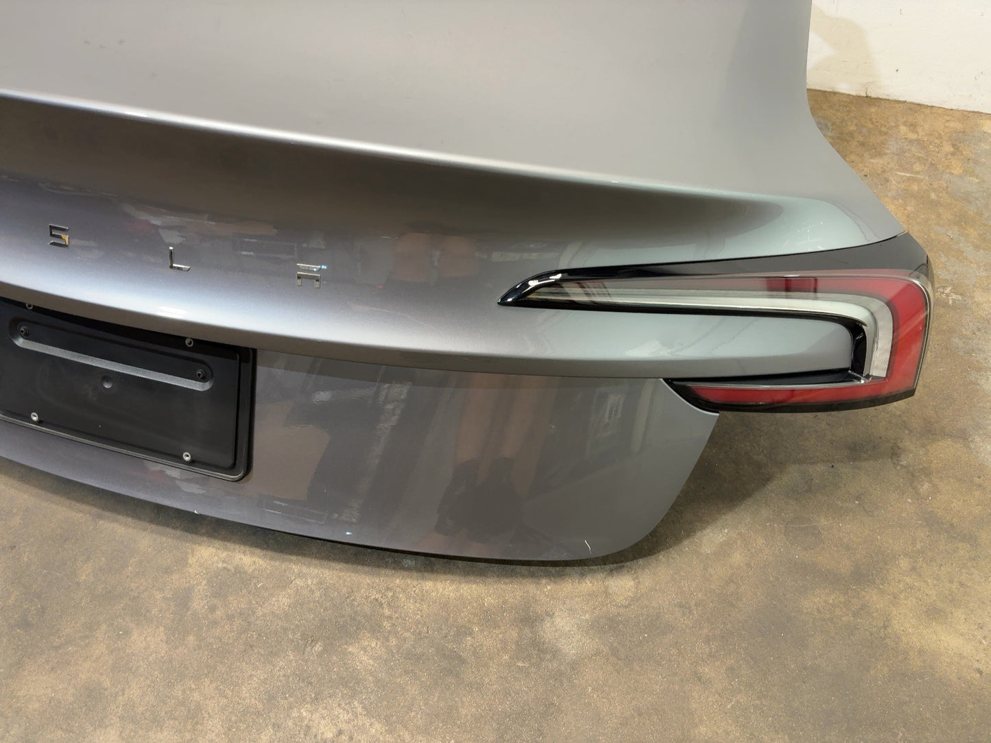 2024-2026 Tesla Model 3 Highland Trunk Lid Assembly 1714928-E0-B