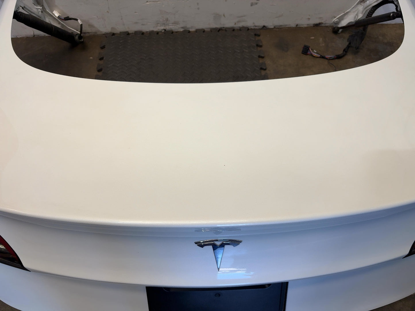 2021-2023 Tesla Model 3 Trunk Lid Assembly 1601460-E0-A