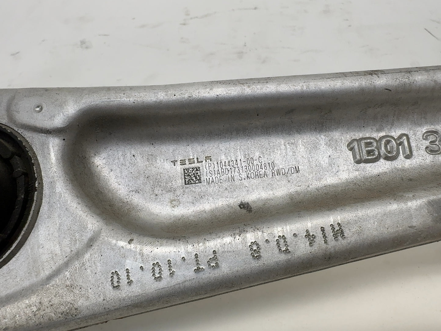 2018 Tesla Model 3 Front Lower Control Arm Straight Left or Right 1044341-00-C