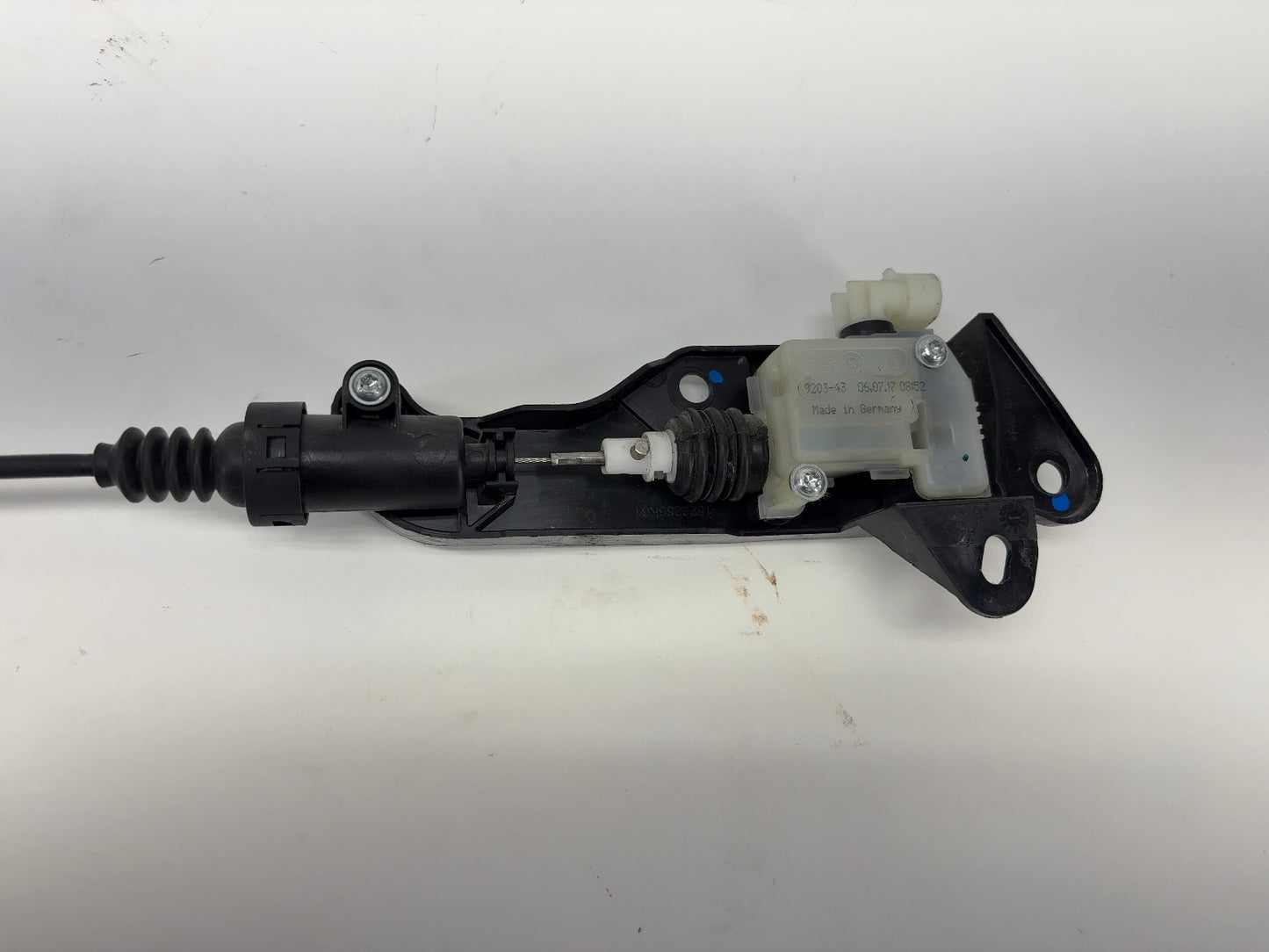 2018 Tesla Model 3 Hood Latch With Actuators 1033011-00-D