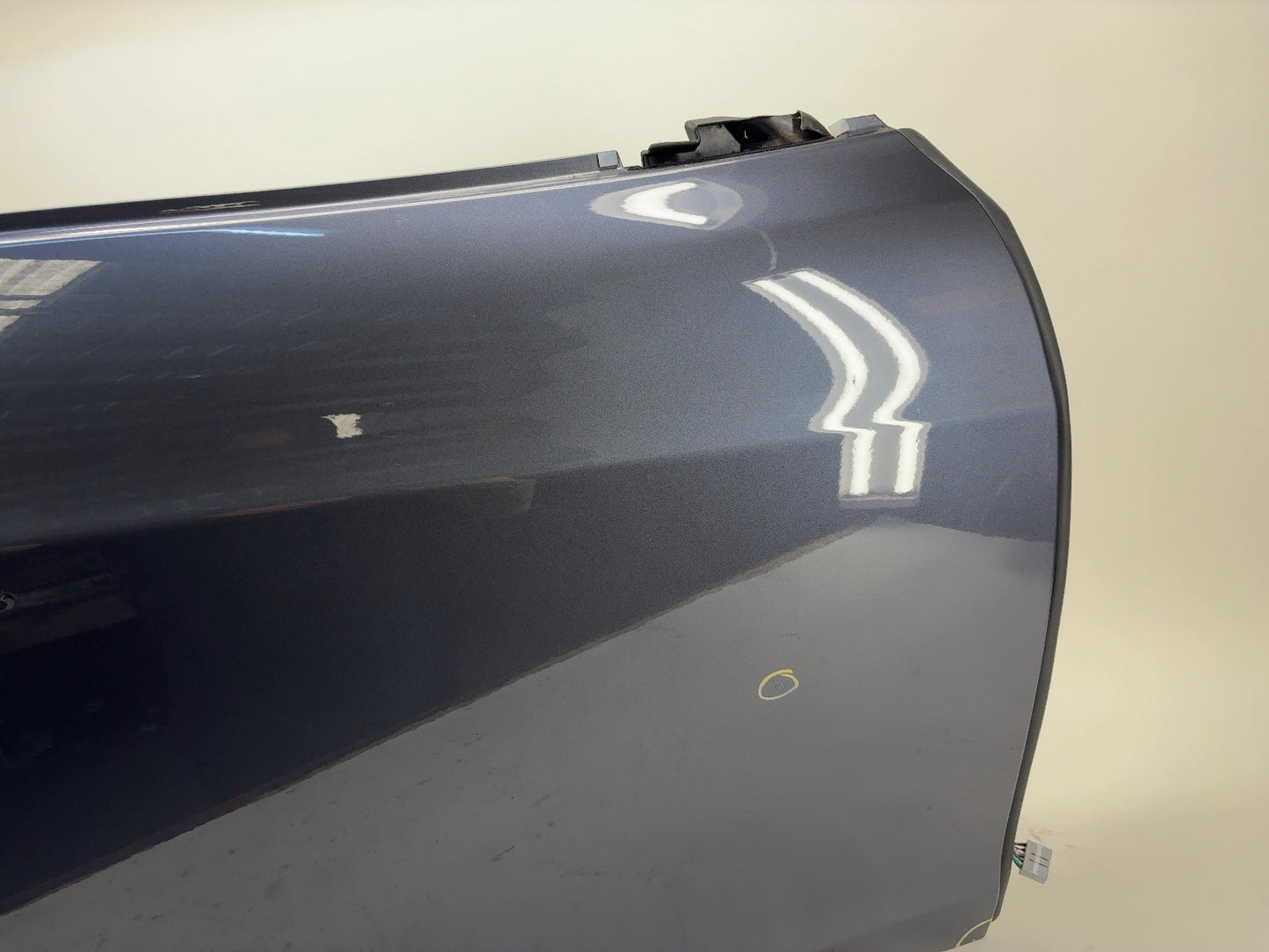 2018 Tesla Model S Front Right Door Shell 6006622-E0-G