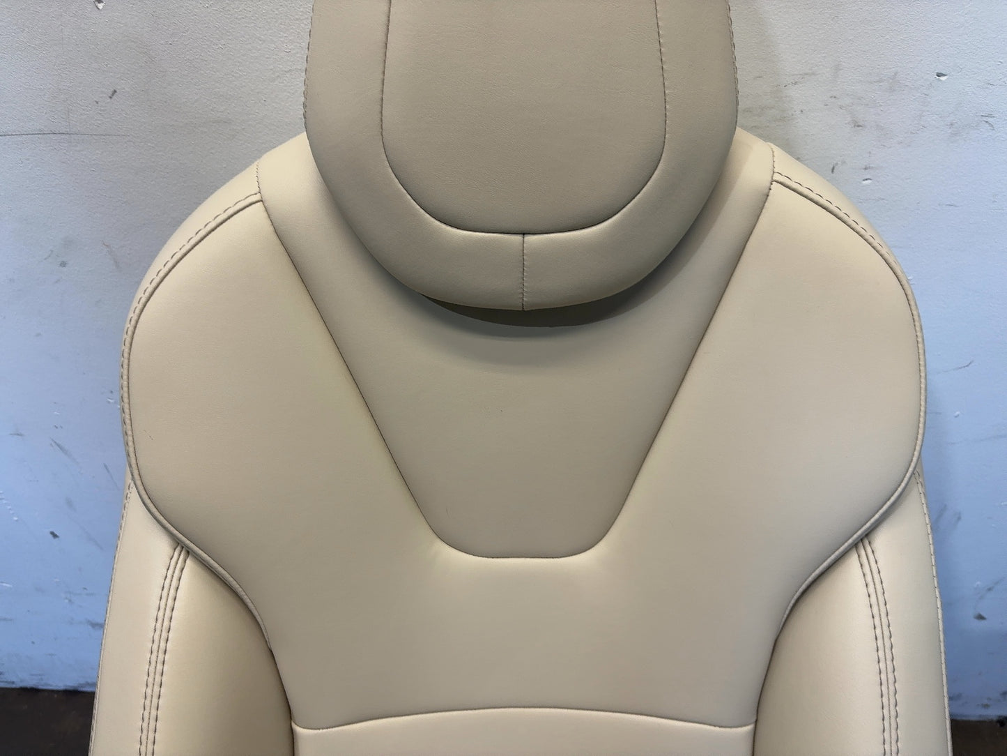 2018 Tesla Model S Front Left Seat Assembly 9876540-03-A