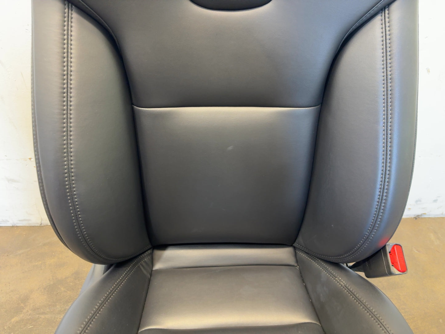 2020 Tesla Model S Front Right Seat Assembly 3876524-02-C
