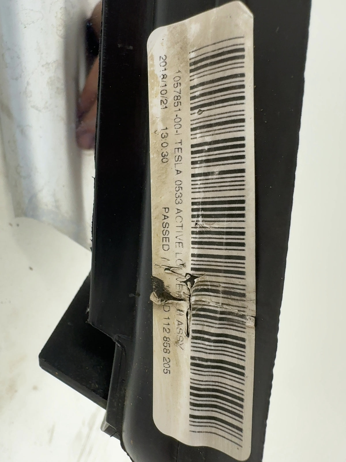 2018 Tesla Model S Active Louvre Left 1057851-00-I