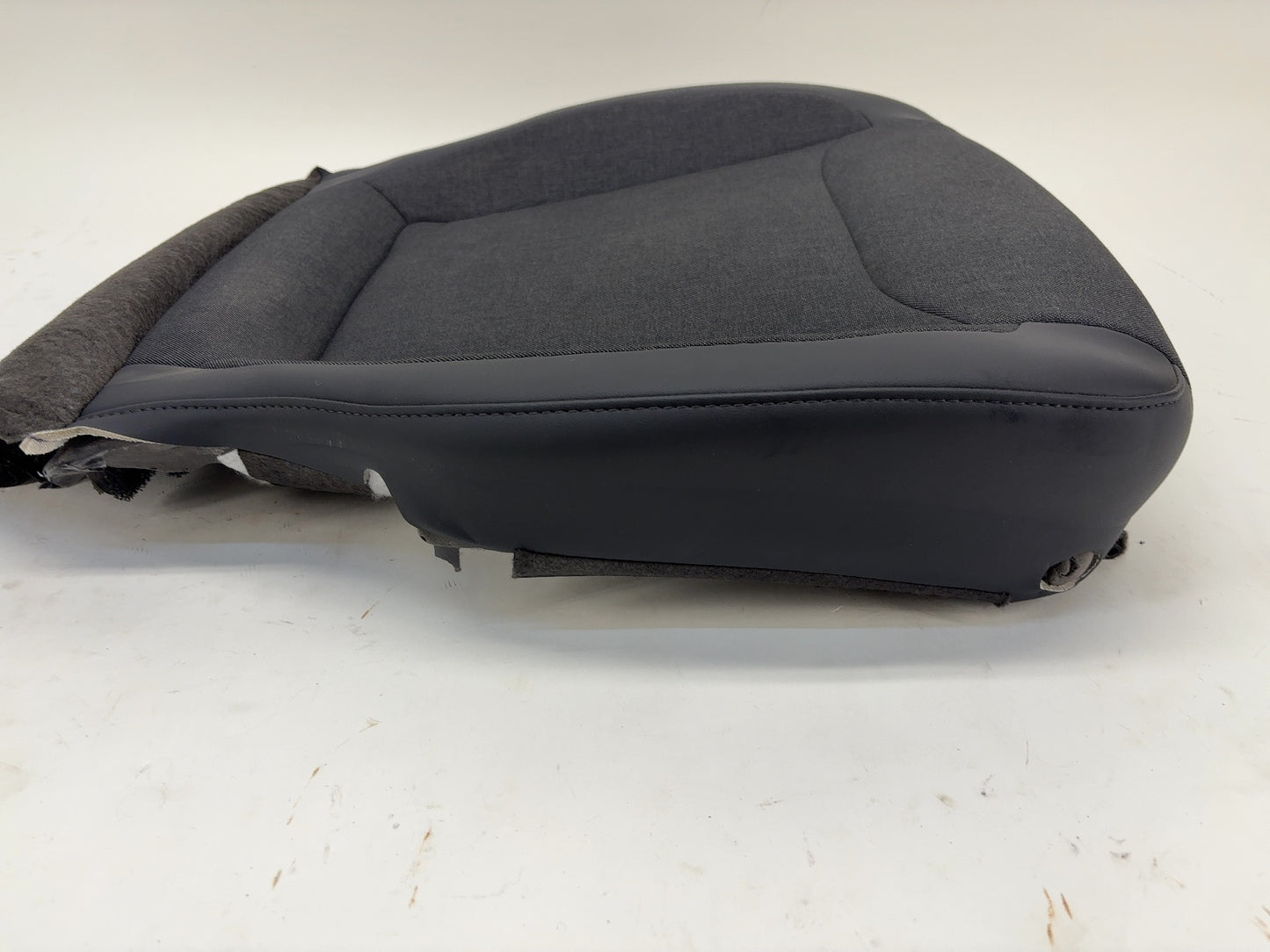 2025 Tesla Model 3 Highland Front Right Seat Lower Cushion 2191868-04-B