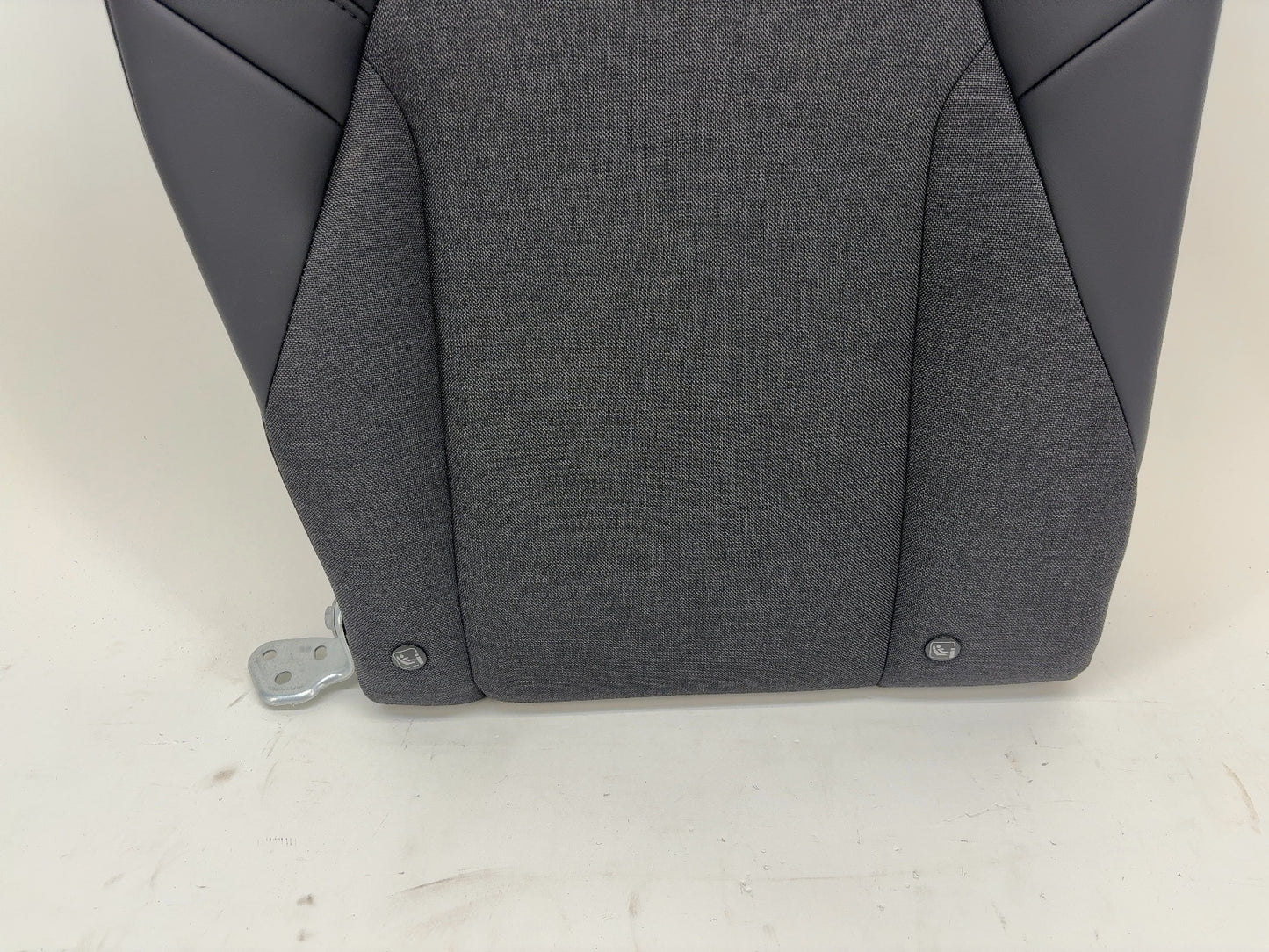 2025 Tesla Model 3 Highland Rear Right Upper Seat Cushion 2093650-00-A