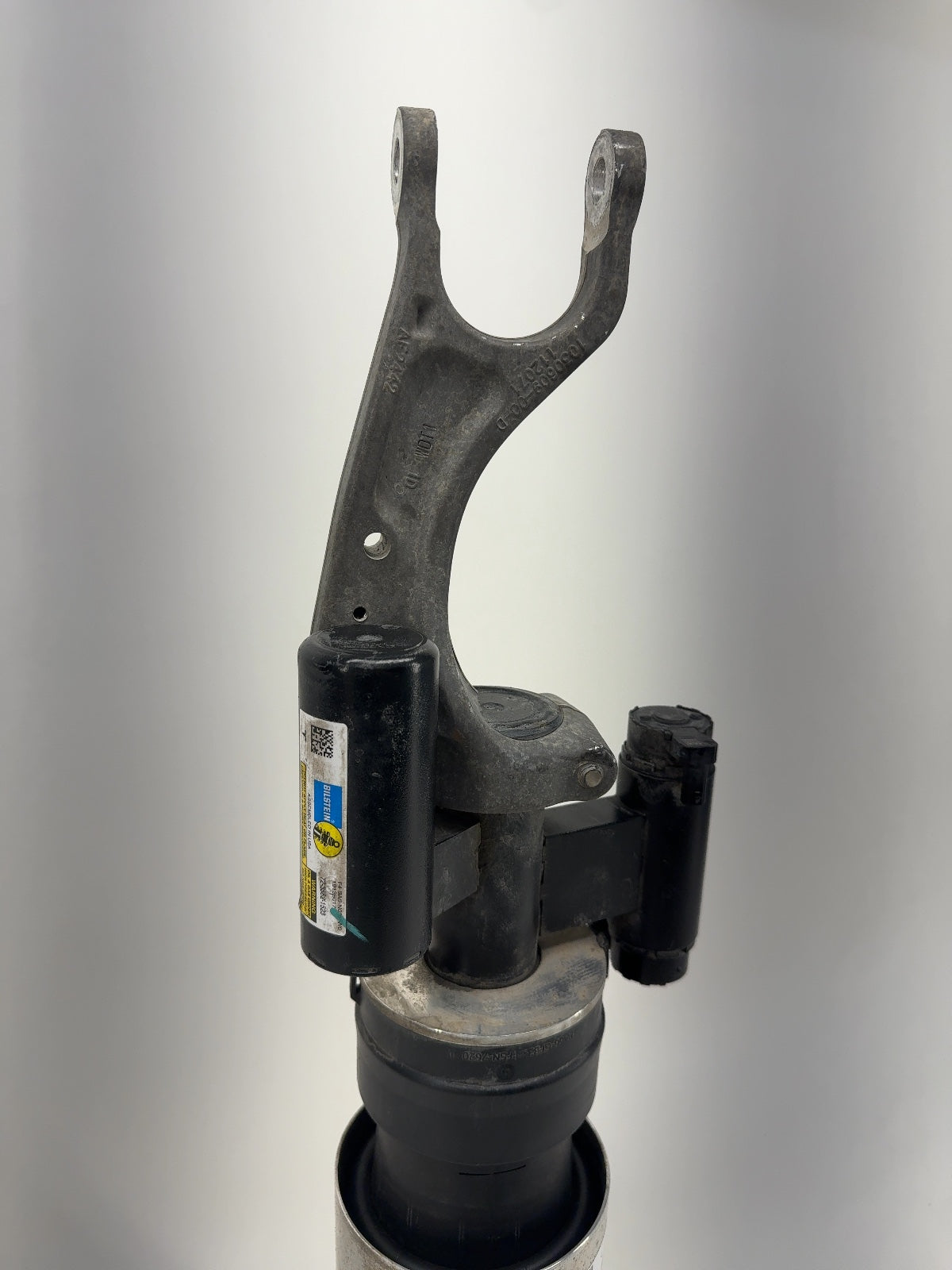 2019-2021 Tesla Model S Front Air Spring Module Right 1066366-00-D