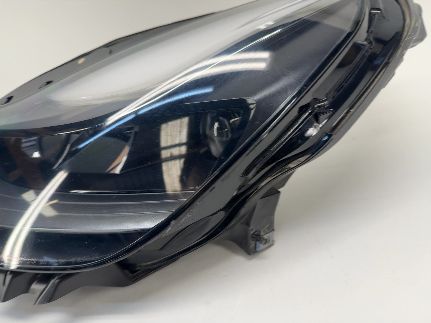 2023 Tesla Model 3 Global Headlamp Left 1514952-00-D