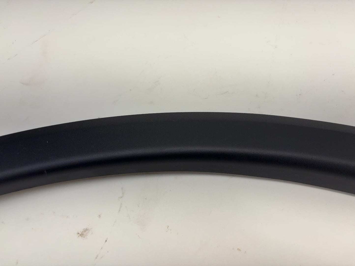 2026 Tesla Model Y Juniper Front Fender Garnish Left 1937597-00-C