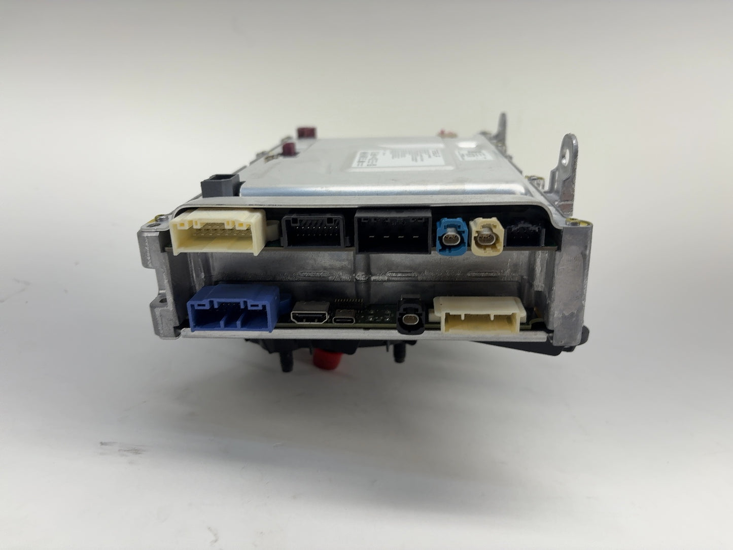 2022-2023 Tesla Model 3 Car Computer With Security Module 1681271-00-G