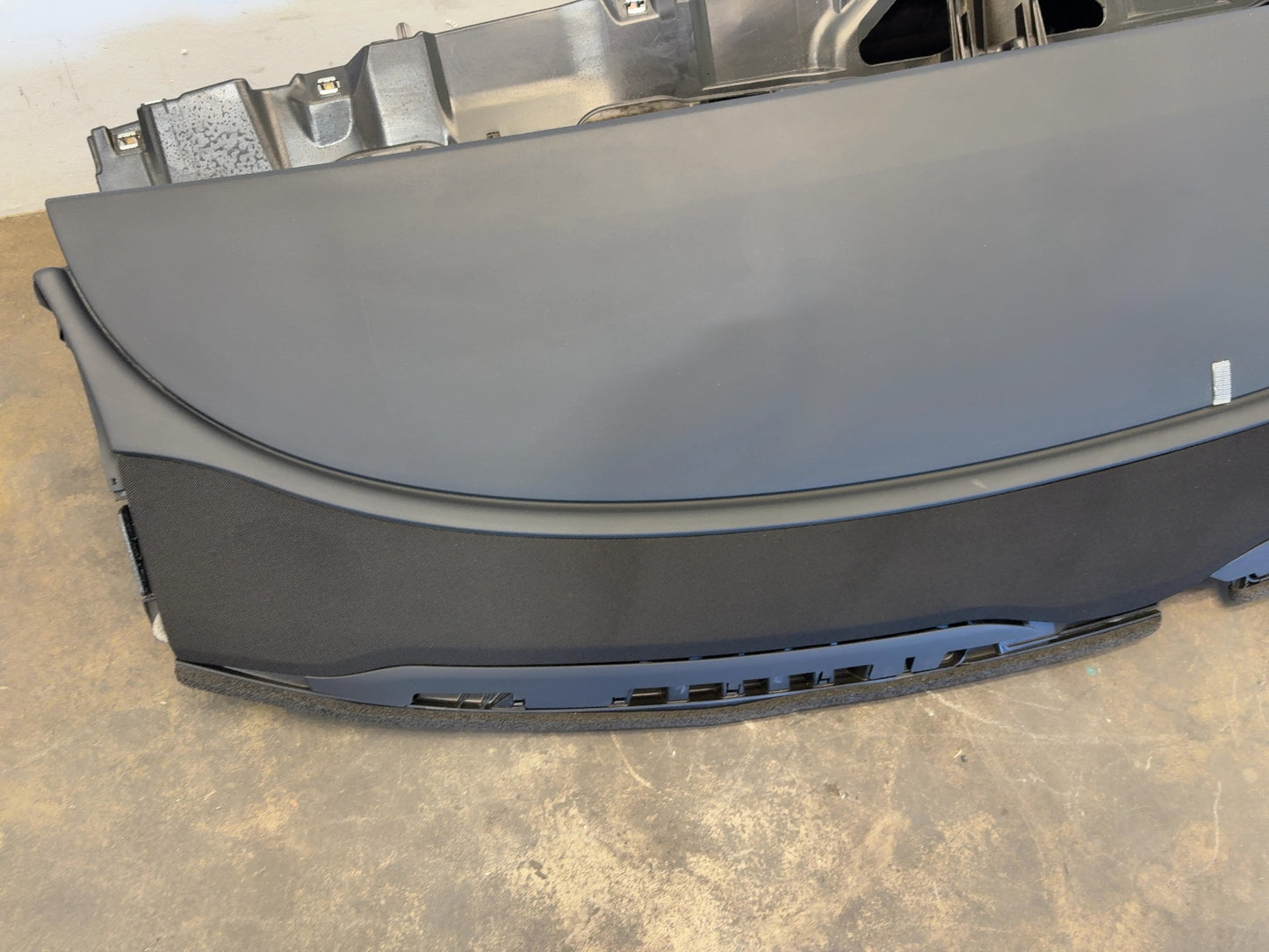 2020-2025 Tesla Model 3 Dash Panel With Airbag 1077823-00-G