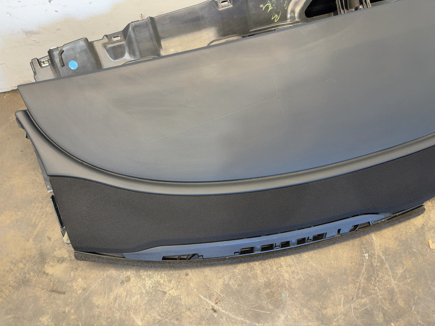 2020-2025 Tesla Model 3 Dash Panel With Airbag 1077823-00-G