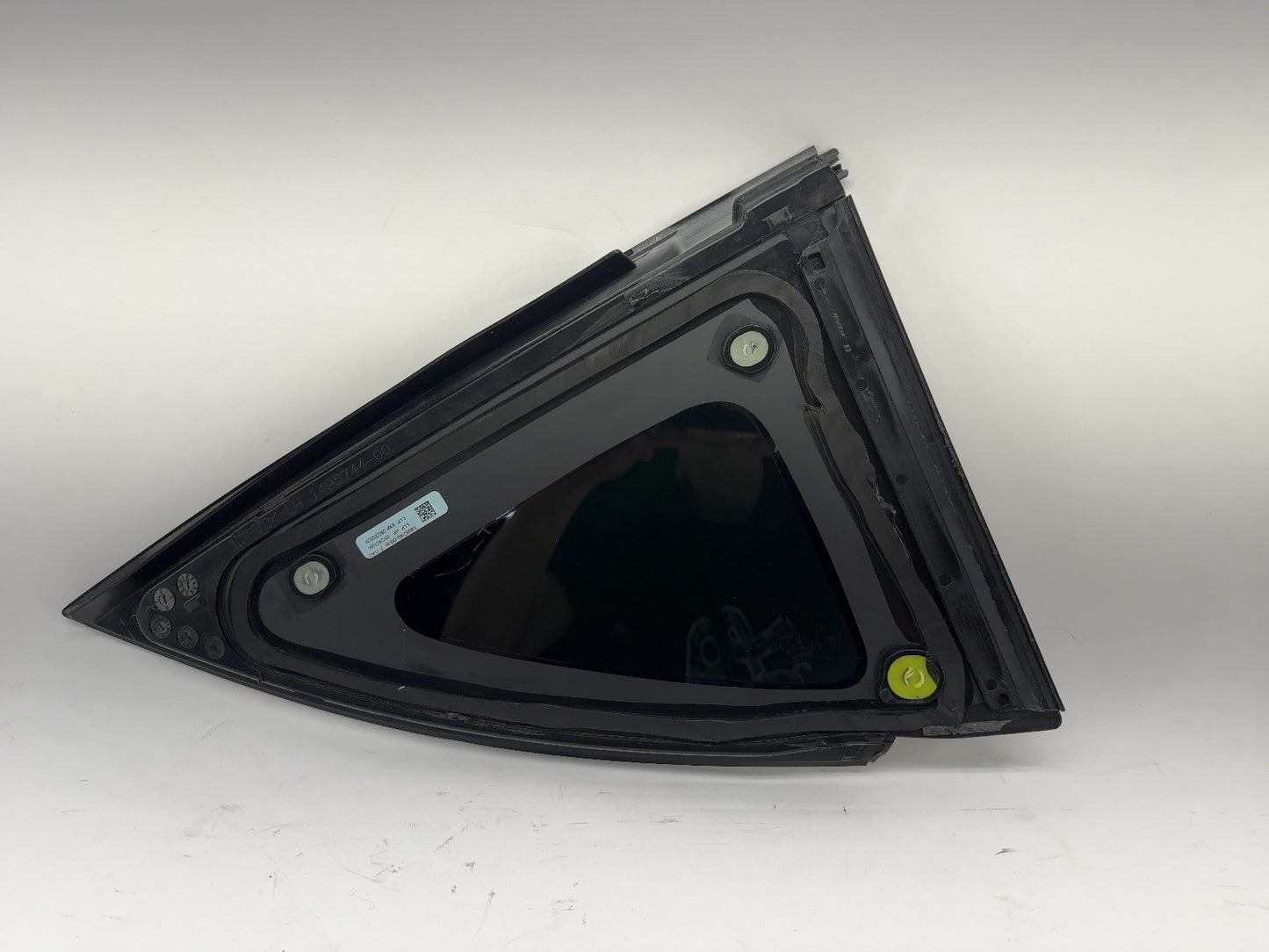 2024 Tesla Model Y Left Quarter Glass Note 1495740-00-H