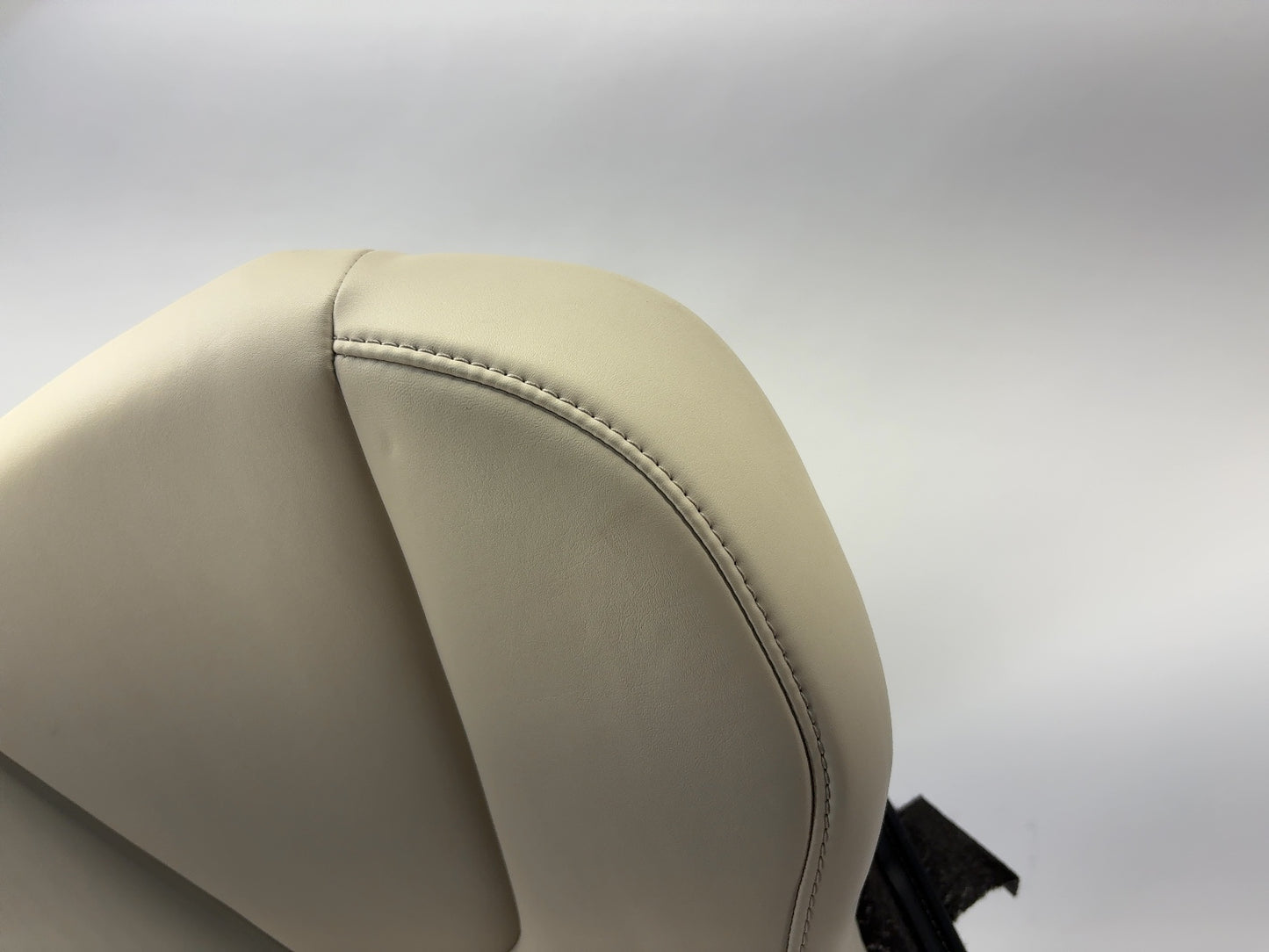 2017 Tesla Model X Front Left Seat Upper Cushion Cream 1072751-00-E